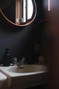 Kitsune Lodge Myoko Japan-self contained