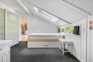 FJ4001-Kirke-Hyllinge-Klitrosevej-4