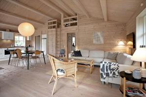 11144-Nykobing-Sj-Cederstien-16