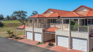 Ocean Fairways Getaway