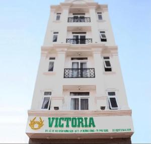 Beach views, near to Night Market Victoria vacation house