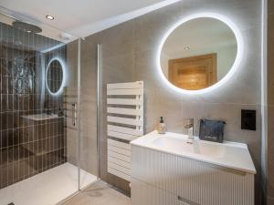 Duplex au pied des pistes avec sauna, 5 chambres pour 12 - FR-1-570-71