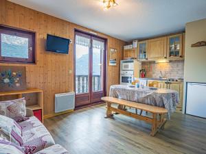 Studio cabine 3 pers Sud avec balcon en 1ère ligne neige - FR-1-840-51