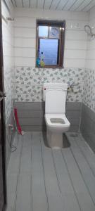 The Grand Rooma Home stay 003