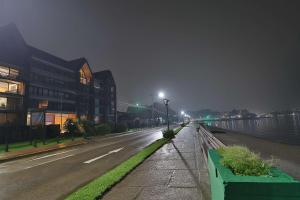 HOM I 1D1B Conjunto frente a la costanera