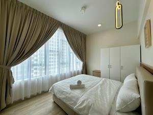 Movie Vibes 2BR4pax Creamy Zen Austin Regency by Our Stay