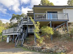 Serendeva: Panoramic views to Inlet and Ocean, close to town & attractions