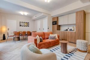 Splendid 10PAX apartment in the center of Paris