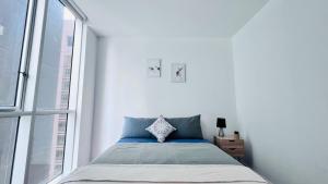 Melbourne CBD Central large 3BR2BTH with Gym Pool Heater