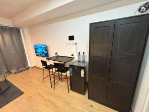 Vibrant Vision Near Airport with Coffee Maker & Wifi