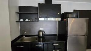 Bright & Breezy -1BR T1-211