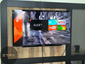 Meridin Sovo 1BR Couple Stylish Netflix BySTAY