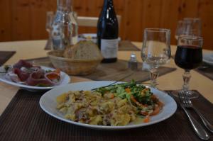 Hotels Hotel Le Progres Dorlotel : photos des chambres