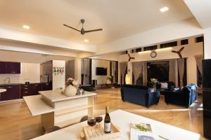 Nirvana Luxurious Pool Garden Villa in Vasai