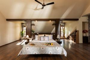 Nirvana Luxurious Pool Garden Villa in Vasai