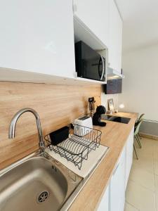 Studio Moderne avec Terrasse