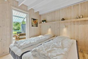 84236-Ebeltoft-Oreflak-63-B