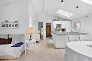 1176-N-Hundested-Brune-Bakke-1