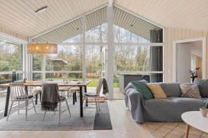 1560-Tikob-Langesovej-15-B