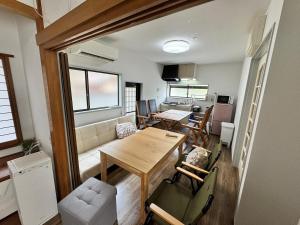 나리타 幸 Happiness 10 Person House 2restrooms Near Narita Airport 3 Free Parking Spaces 3성급 숙소 로비