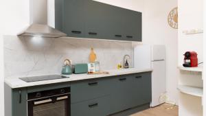 Heart of Oc Mistral Elegant & Spacious Center Train Station