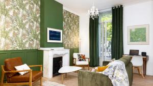 Heart of Oc Mistral Elegant & Spacious Center Train Station