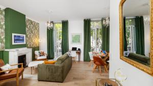 Heart of Oc Mistral Elegant & Spacious Center Train Station