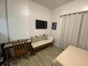 Isabela III, Mesavirre Garden Residences