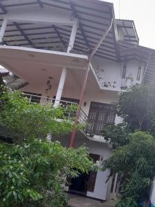 Lucky House
