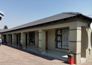 Blackpony Guesthouse