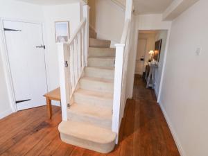 Victoria Cottage 4 East Green