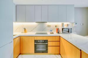 PVH - Burj Khalifa View Studio - Emaar Residence Fashion Avenue