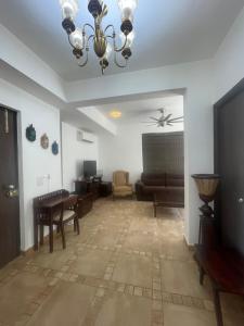 VILLA M - JIA 4 CANDOLIM GOA 3BHK, Pool Facing, Near Beach, Free Breakfast, Free WIFI and Prime location