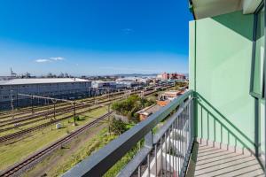 Stylish Studio in One on Albert