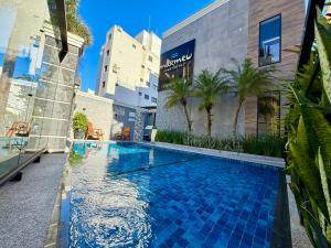 Marmeu Tombo com Hidro Aquecida Privativa