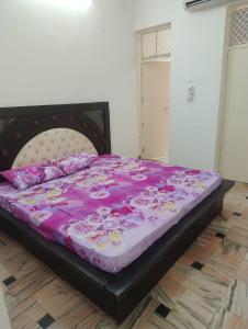 Shri Vrindavan Suites 2 Near ISKCON & Prem Mandir