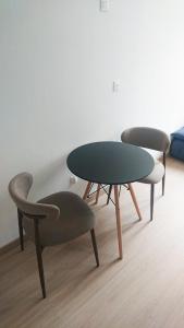 Studio rénové avec jacuzzi & jardin, 5 min du centre historique