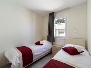 Mobile Home in Banjole near the Beach