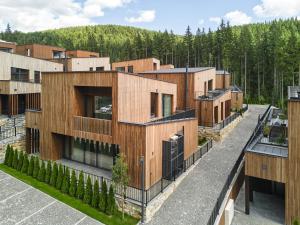 Chalet Velvet by Fomich