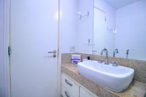 Conforto! Localização Imbatível em Copacabana U054