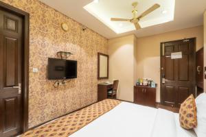 Cosy Grand, Chanakyapuri by The Cosy Hotels