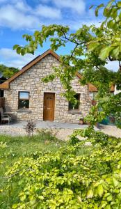 Green Acres - Peaceful, with spectacular views!!