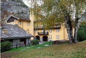 Courmayeur - Family Stay With Free Parking