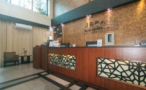 Urban Travellers Hotel by RedDoorz