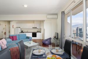 Golden Star AV by An Island Apart