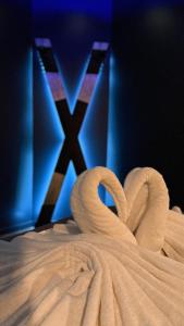 New - La Marquise - Secret Suite