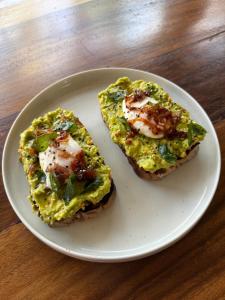 Daffodil Restaurant & Holiday Resort