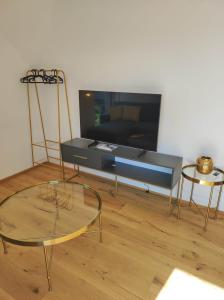 Penthouse neben U2- U-Bahn