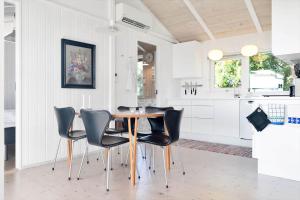 12223-Sjaellands-Odde-Aeblerosevej-13