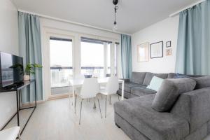 Tilava huoneisto järvinäköalalla - 3hvězdičkové hotely ve městě Hämeenlinna